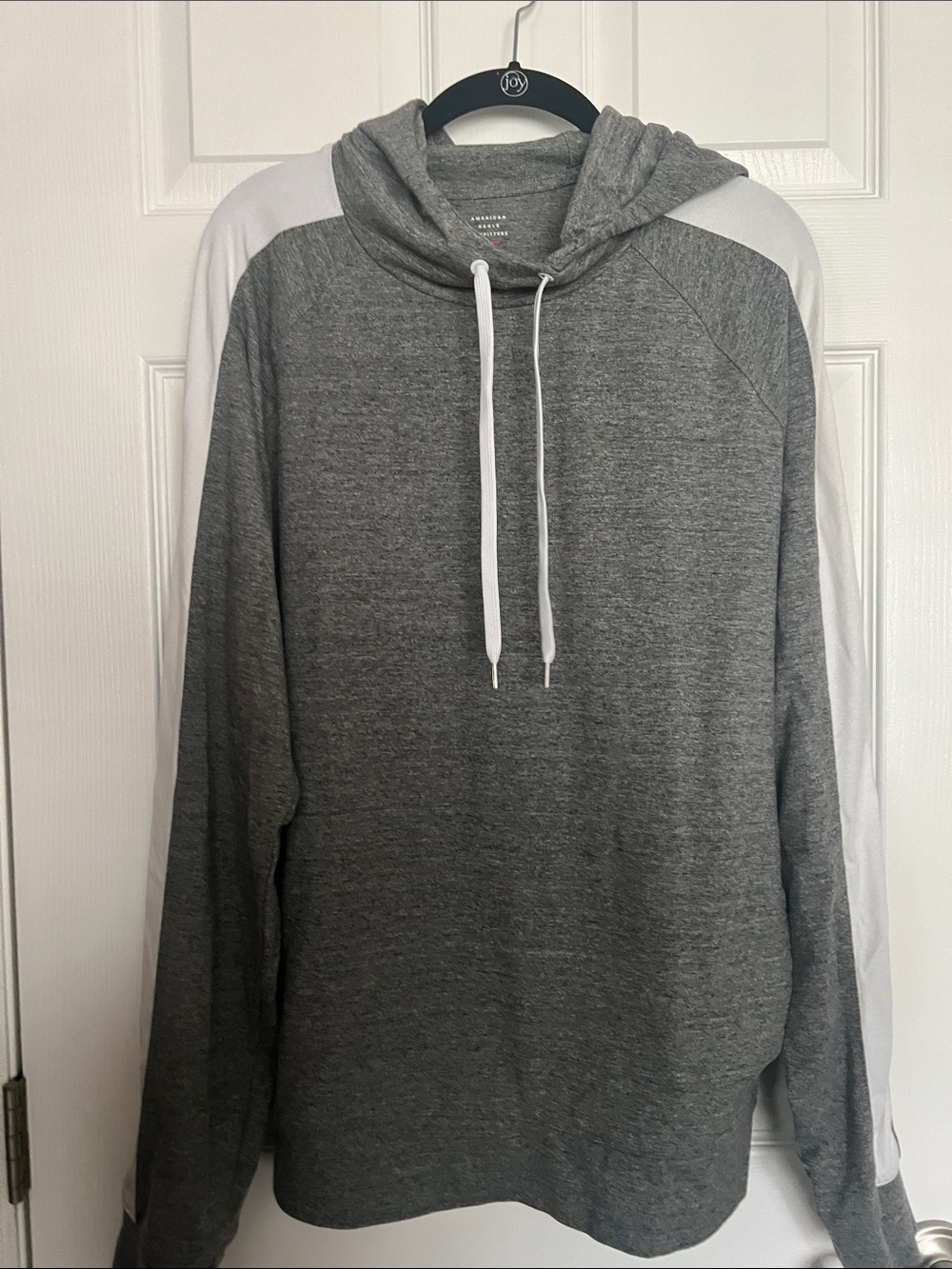 American Eagle Outfitters Gray and White Hooded Pullover